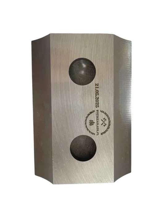 371.